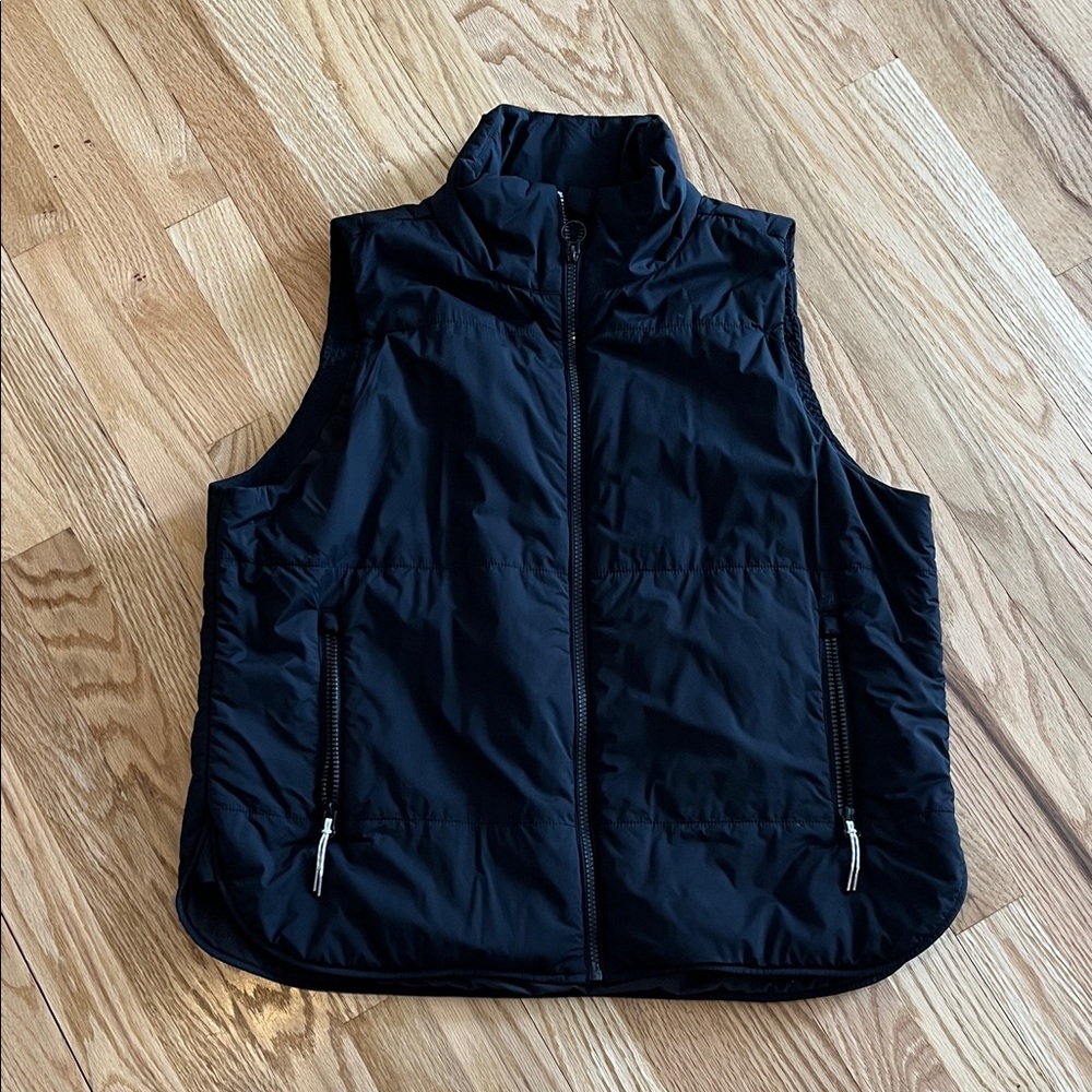 Vuori Black Vest